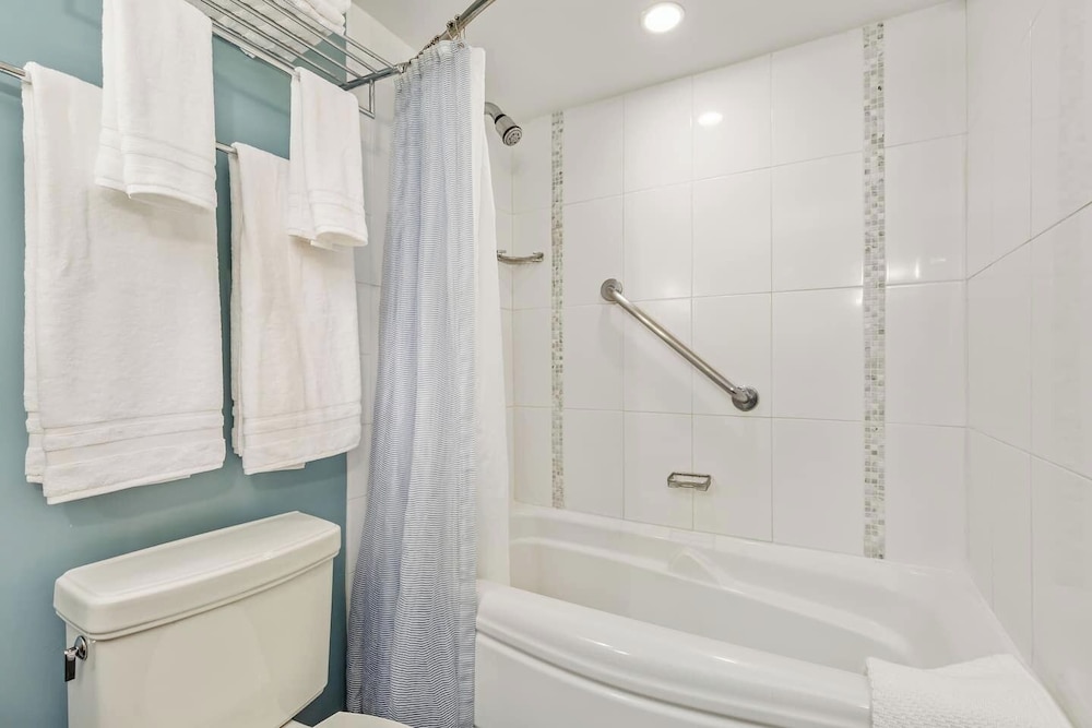 ala moana by luxury suites international