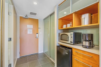 ala moana by luxury suites international