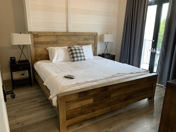 new hotel collection smoky mountains