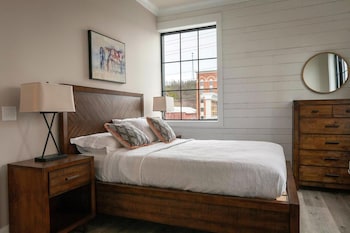 new hotel collection smoky mountains