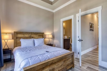 new hotel collection smoky mountains