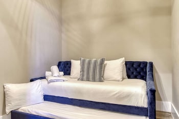 new hotel collection smoky mountains