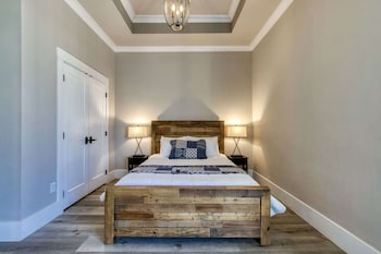 new hotel collection smoky mountains