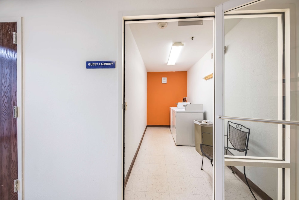 americas best value inn and suites brunswick