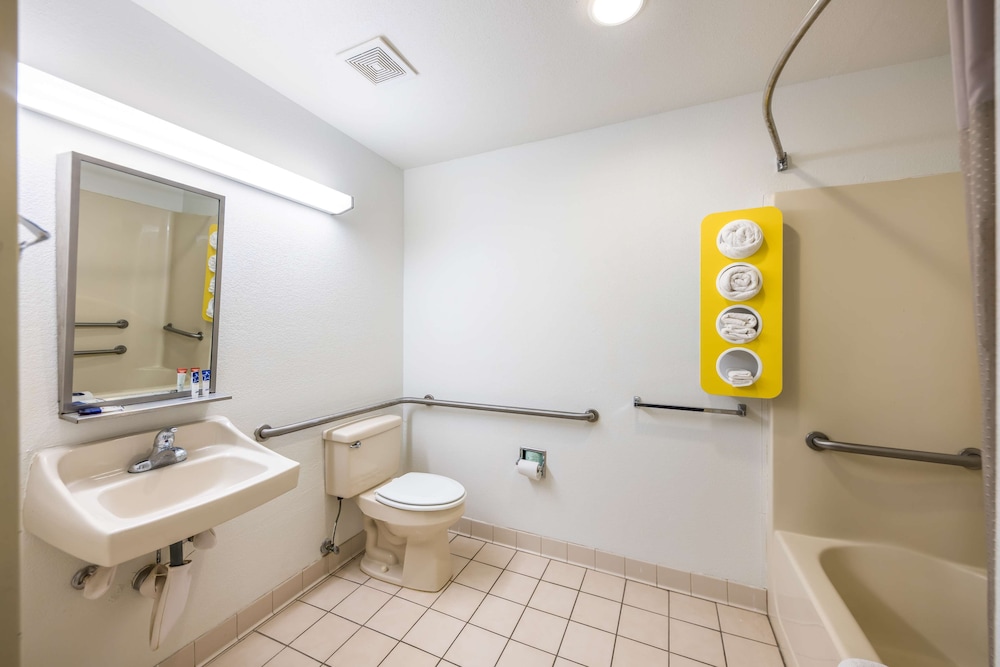 americas best value inn and suites brunswick