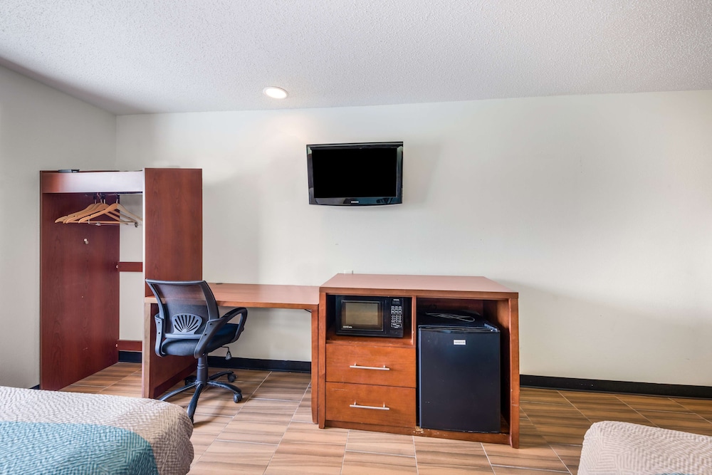 americas best value inn and suites brunswick