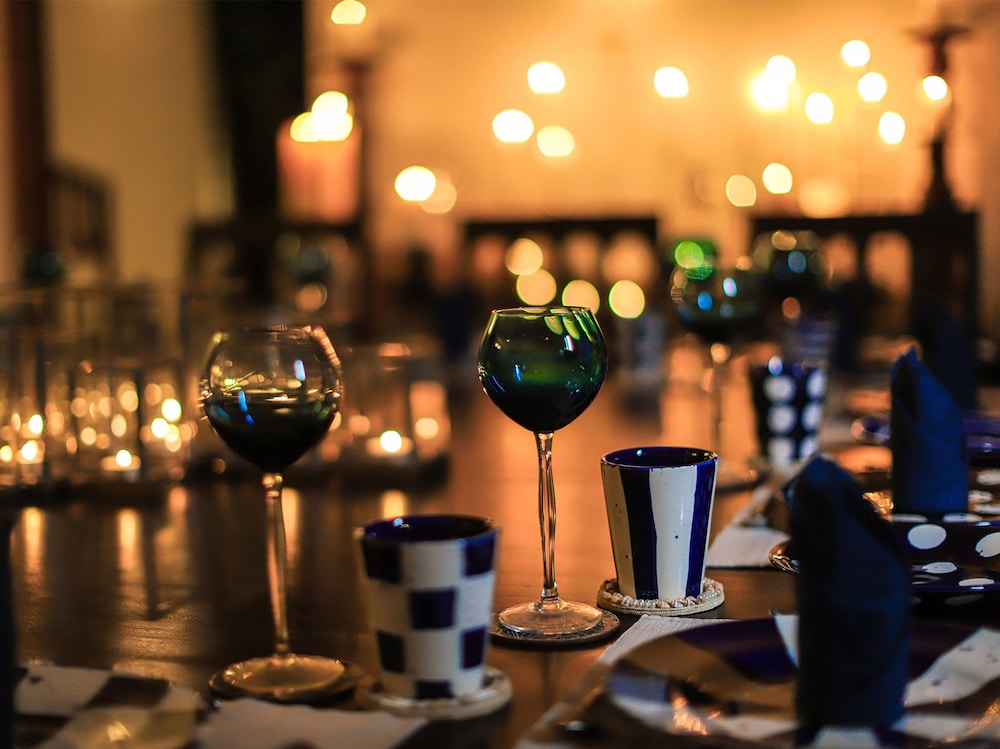 saffron and blue by elite havens