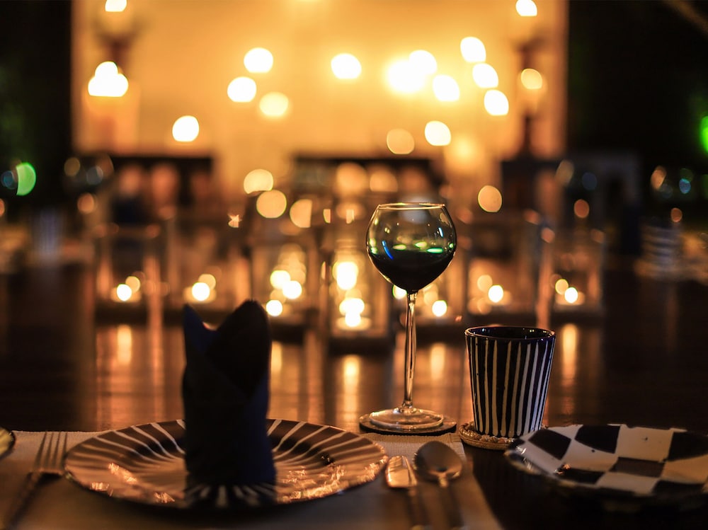 saffron and blue by elite havens