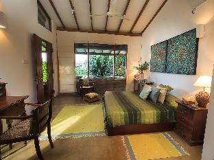 Saffron & Blue By Elite Havens,,4 star