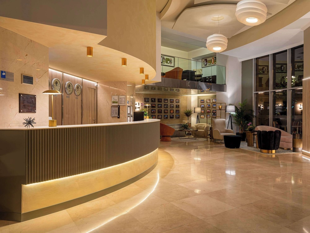 bucharest unirii square handritten collection