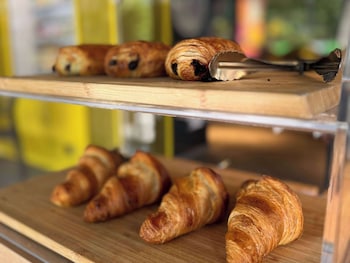 bucharest unirii square handritten collection