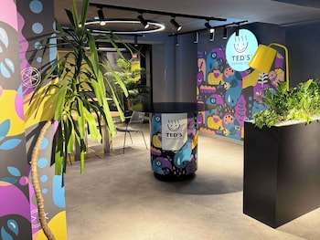 bucharest unirii square handritten collection