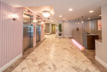 west end washington dc tapestry collection by hilton