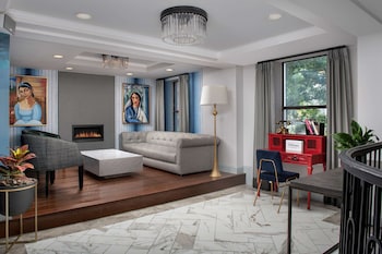 west end washington dc tapestry collection by hilton