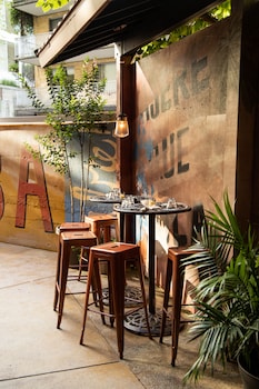 west end washington dc tapestry collection by hilton