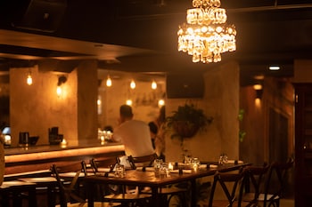 west end washington dc tapestry collection by hilton