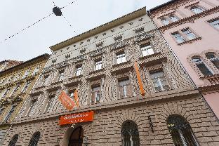 Easyhotel Budapest Oktogon,Budapest City Centre>>Budapest,2 star