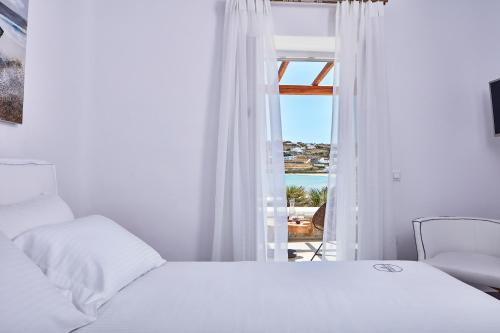 mykonos waves beach house and suites