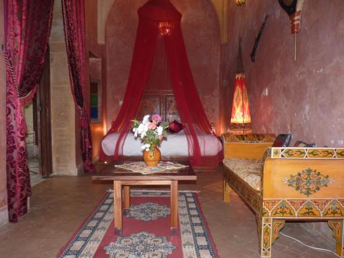 riad marlinea