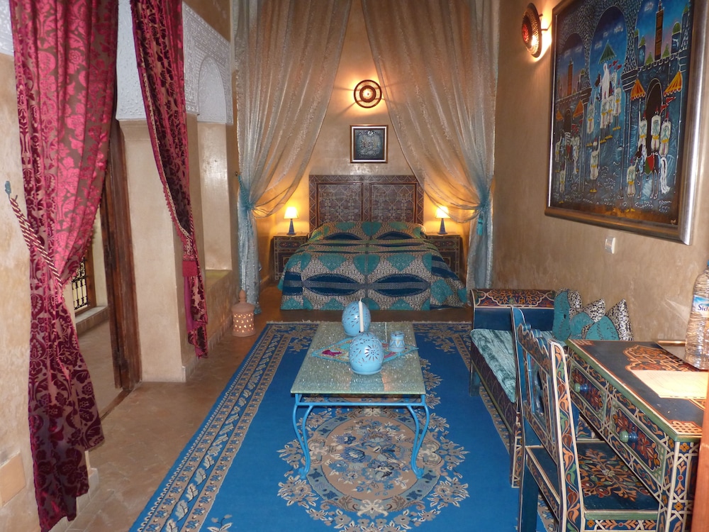 riad marlinea