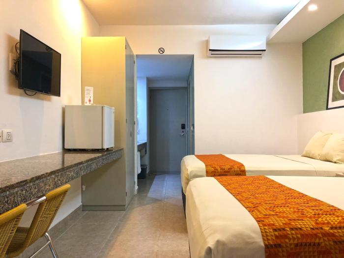 hotel los cocos chetumal