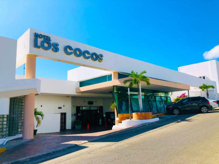 hotel los cocos chetumal