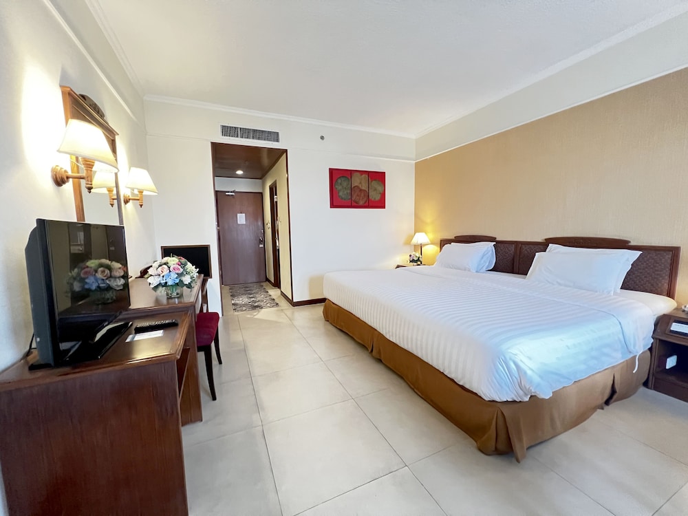 mercure chiang mai