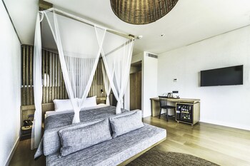 cape bodrum luxury hotel and beach