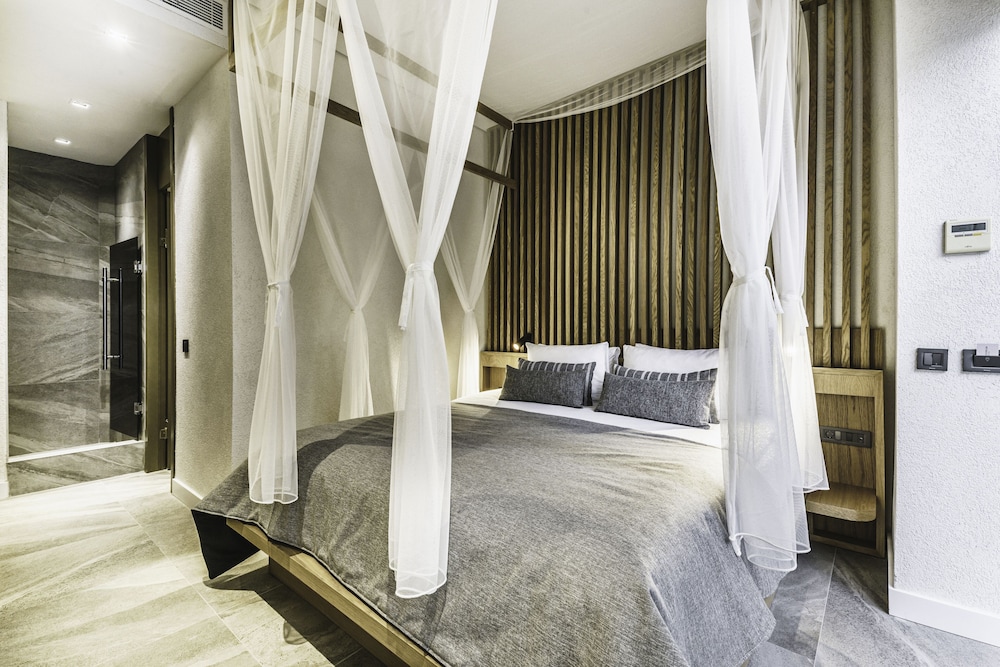 cape bodrum luxury hotel and beach