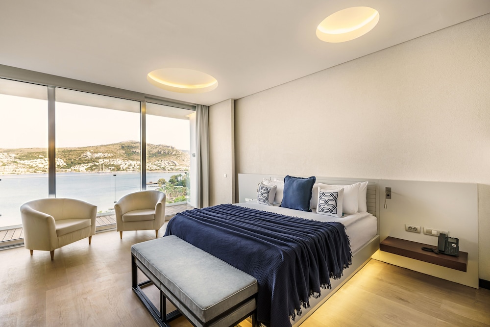 cape bodrum luxury hotel and beach