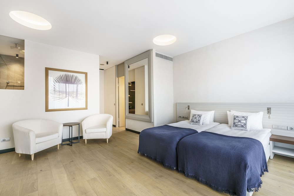 cape bodrum luxury hotel and beach