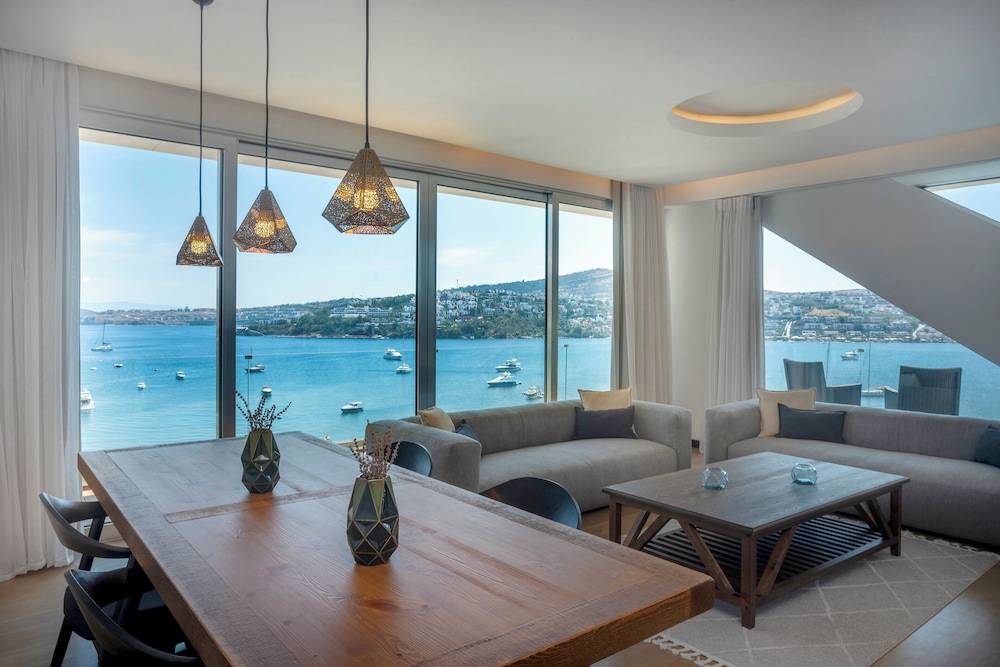 cape bodrum luxury hotel and beach