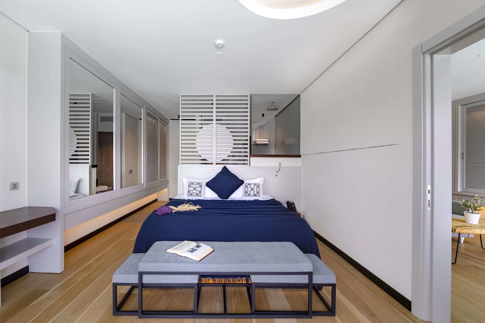 cape bodrum luxury hotel and beach