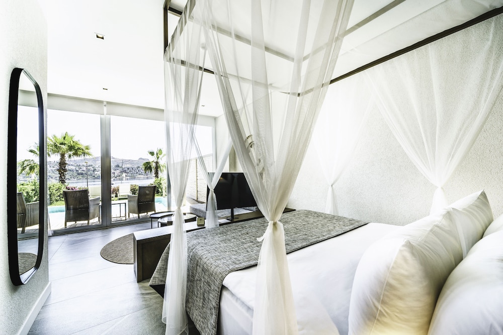 cape bodrum luxury hotel and beach