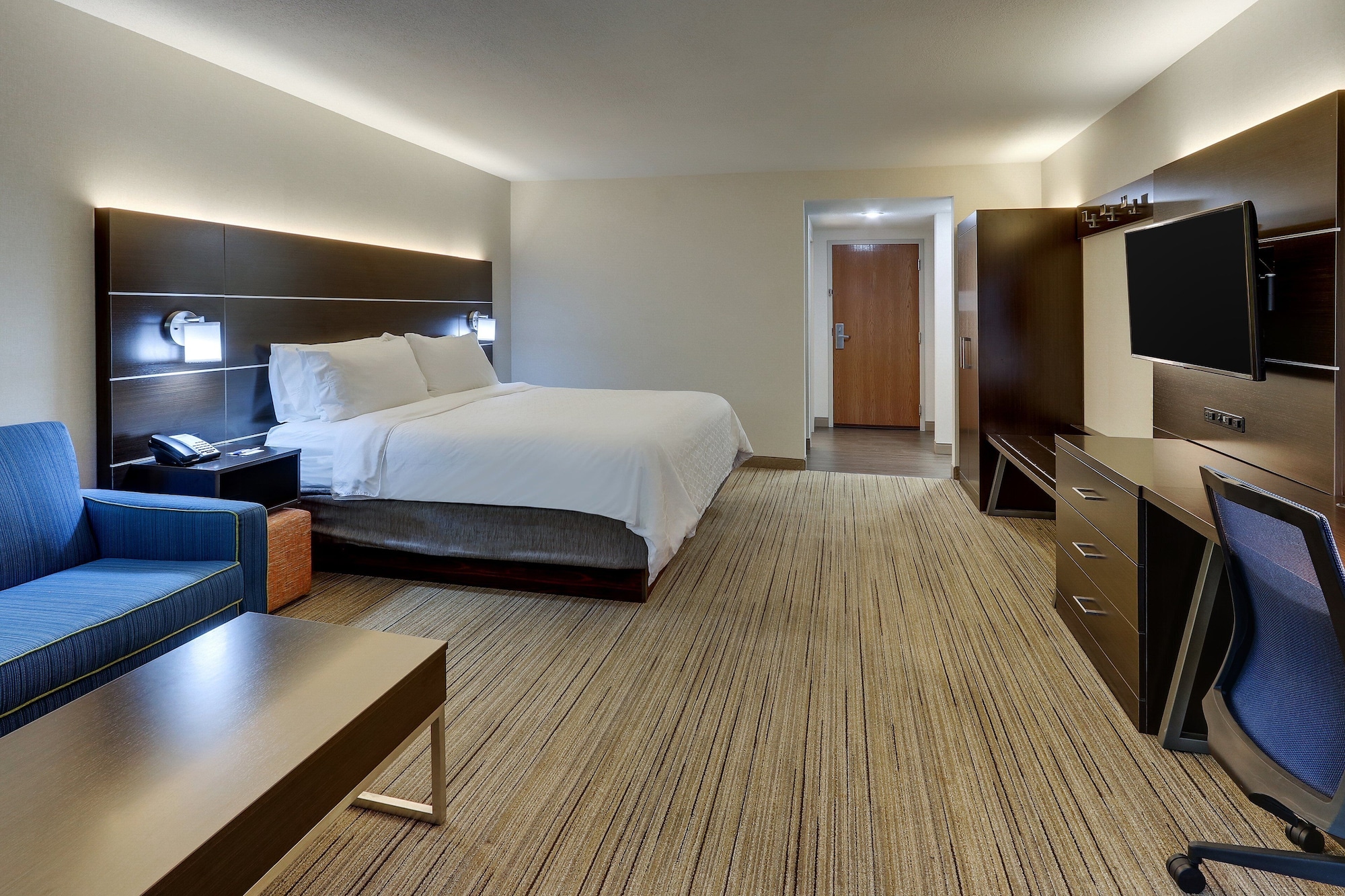 holiday inn express and suites troy by ihg