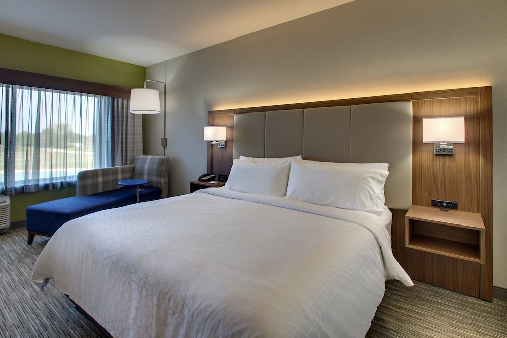 holiday inn express and suites troy by ihg