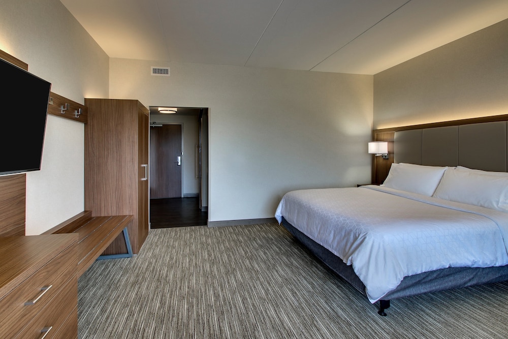 holiday inn express and suites troy by ihg