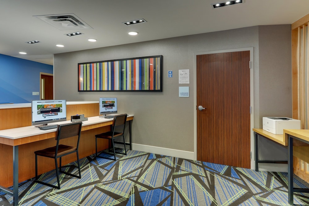 holiday inn express and suites troy by ihg