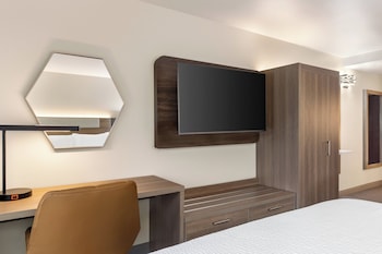 holiday inn express and suites tuscaloosa university by ihg