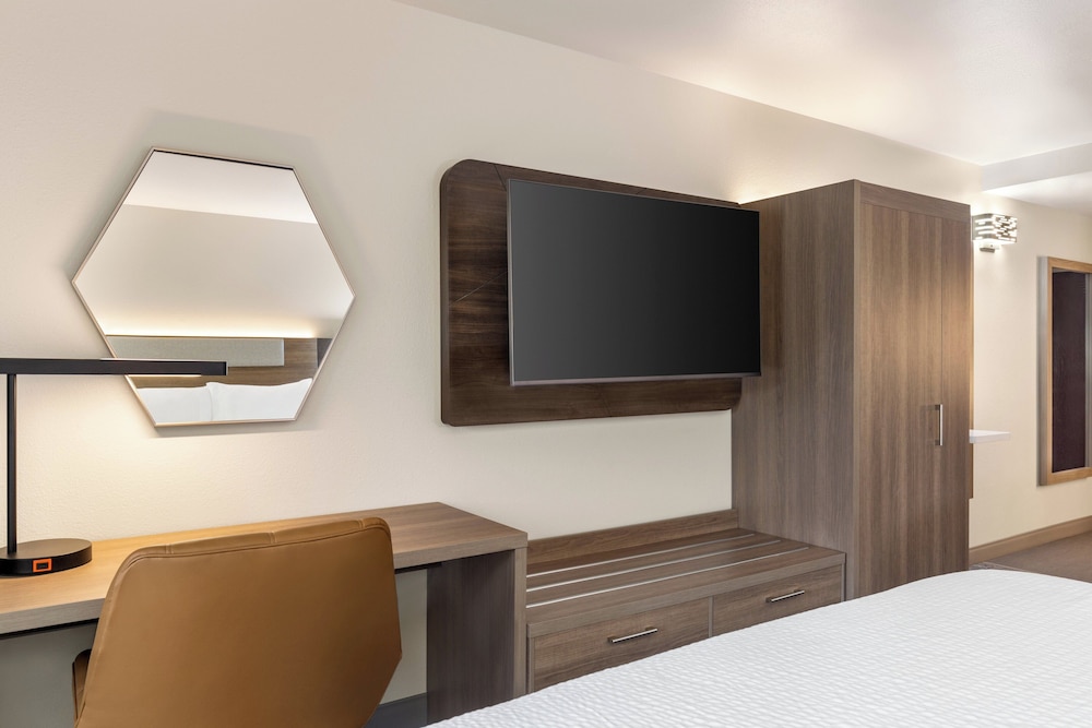 holiday inn express and suites tuscaloosa university by ihg