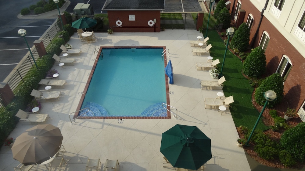 holiday inn express and suites tuscaloosa university by ihg
