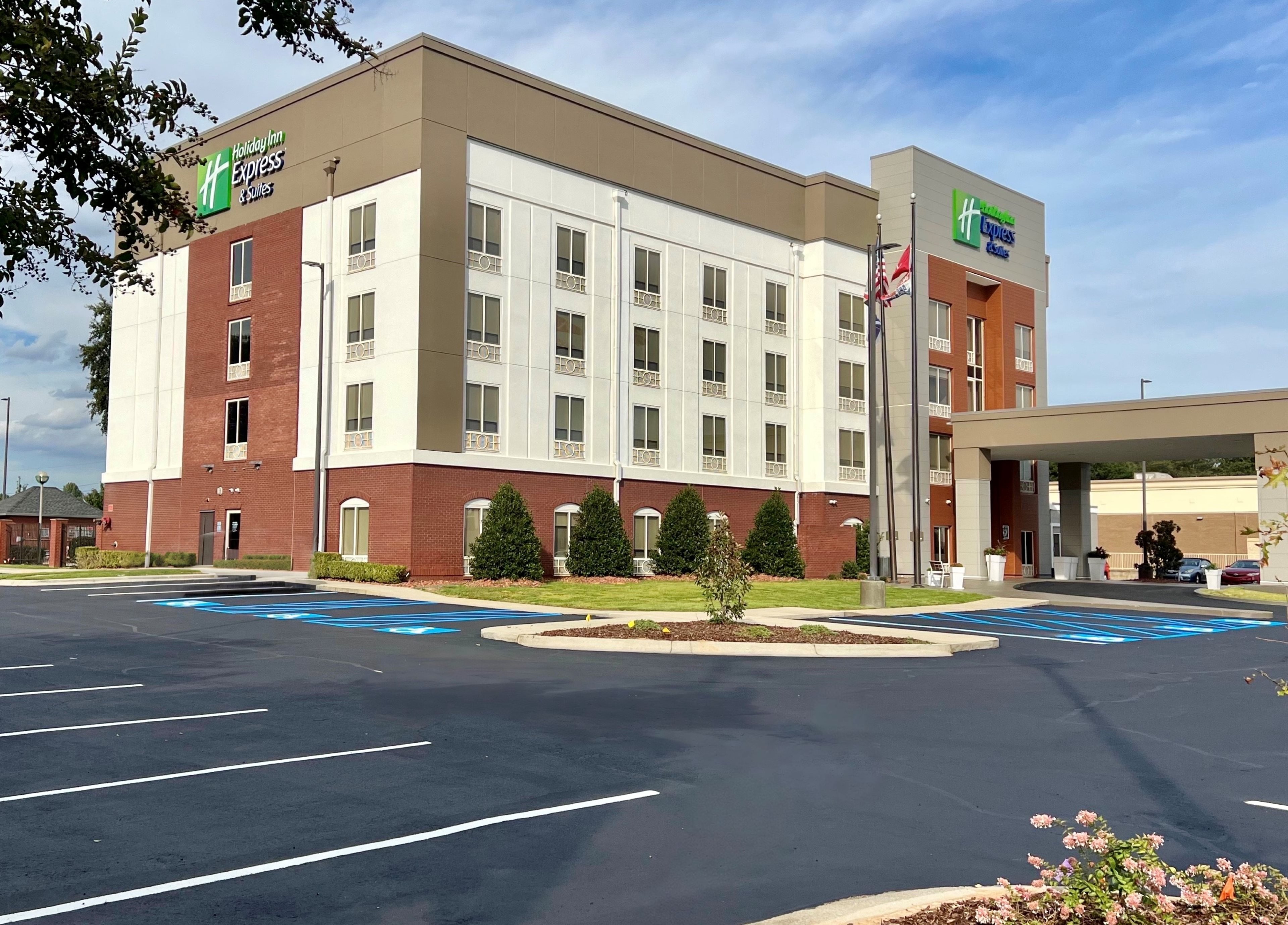 holiday inn express and suites tuscaloosa university by ihg