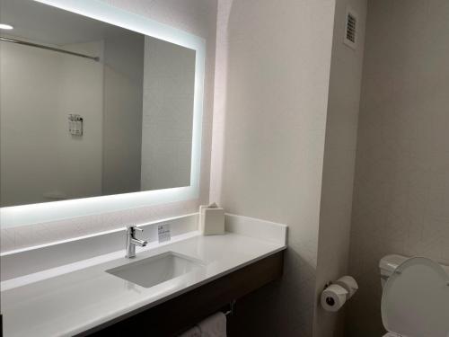 holiday inn express and suites tuscaloosa university by ihg