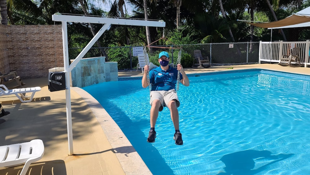 combate beach resort