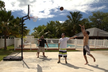 combate beach resort