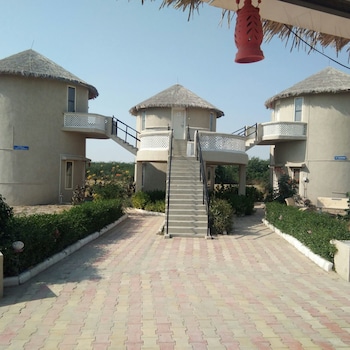 hiriz gorewali resort