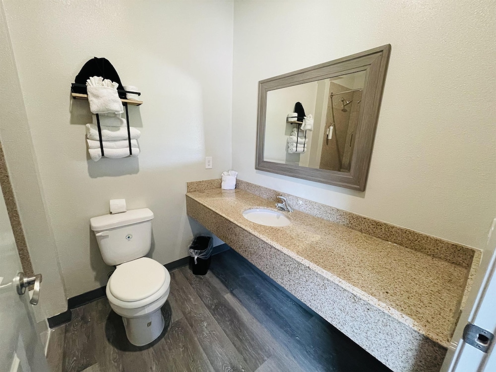 sonesta essential north houston