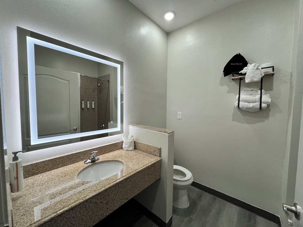 sonesta essential north houston