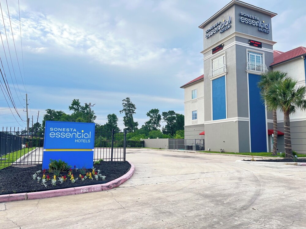 sonesta essential north houston