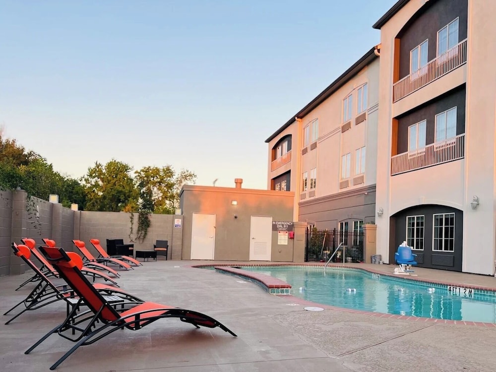 sonesta essential north houston
